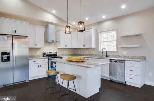 360 Land Or Dr, Ruther Glen, VA 22546-1238