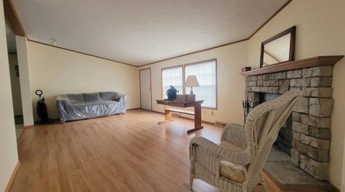 19 Thompson St, Latrobe, PA 15650-1450