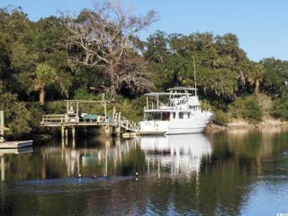 16 Sunrise Blvd, Beaufort, SC 29907-2623