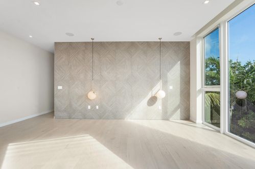 724 Lake Ave, Delray Beach FL  33483-5928 exterior
