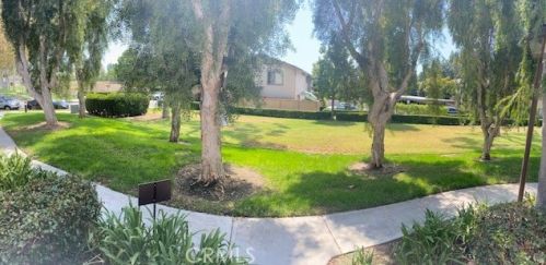 73 Woodleaf, Irvine CA  92614-7081 exterior