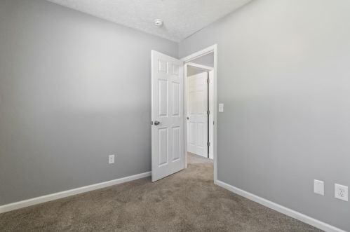 10 Westland Way, Delaware OH  43015-2223 exterior