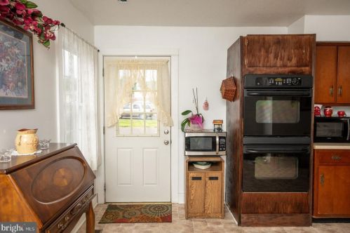 1218 Main St, Richmond National Battlefiel, VA 22835-1626