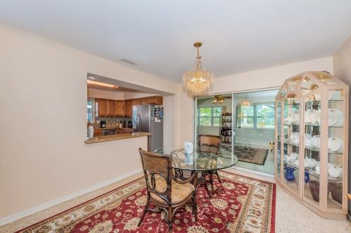 781 58th Ave, Saint Petersburg FL  33703-1601 exterior