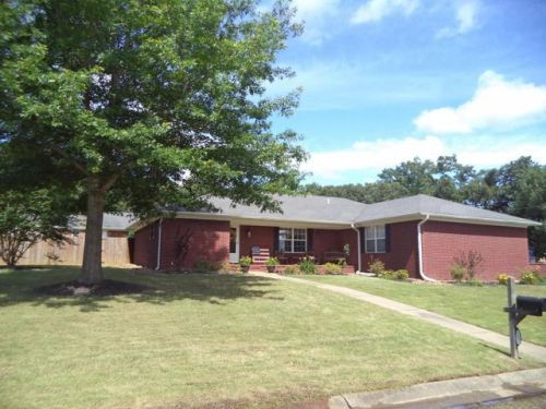 121 Heathcoat Dr, Pottsville, AR 72858-9185