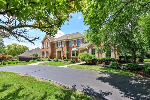 3734 Fawnrun Dr, Cincinnati, OH 45241-3836