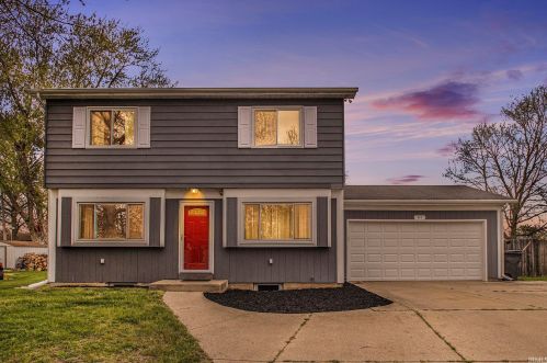 414 Omer Ave, Mishawaka, IN 46545-6304