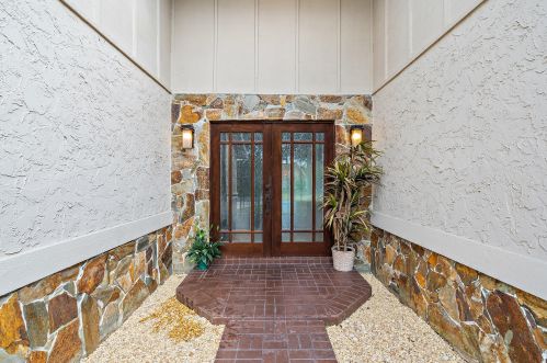 12298 Sawgrass Ct, West Palm Beach, FL 33414-4878