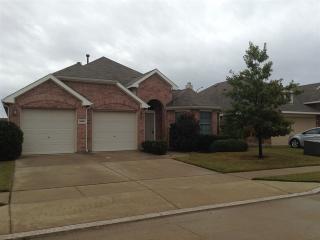 15436 Yarberry Dr, Roanoke TX  76262-3351 exterior