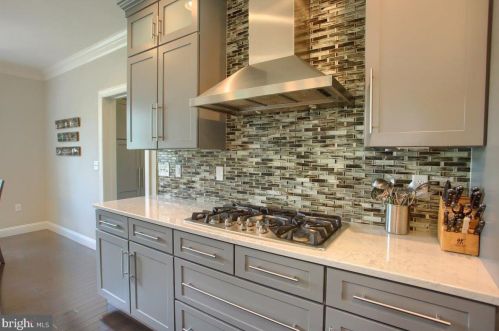 504 Sophia Cir, Hummelstown PA  17036-7089 exterior