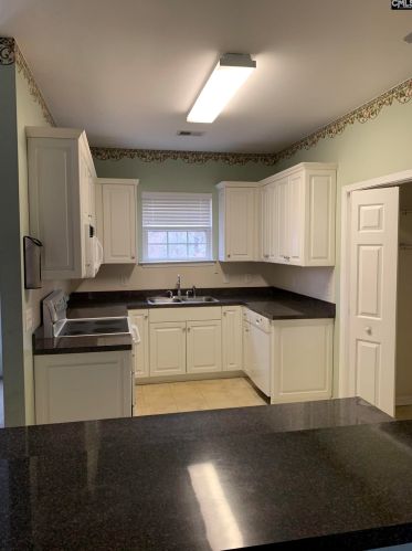 130 Excaliber Ct, Gaston SC  29053-9744 exterior
