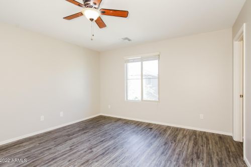 2806 73rd Dr, Phoenix AZ  85035-3256 exterior