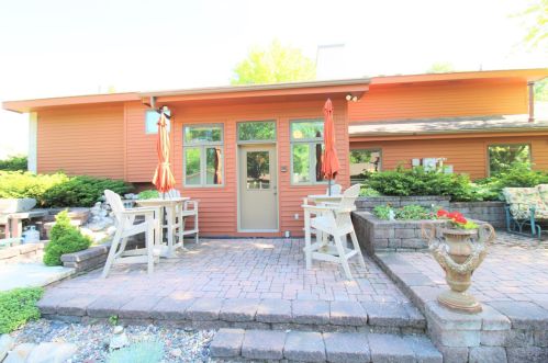 1316 16th St, Willmar MN  56201-2854 exterior