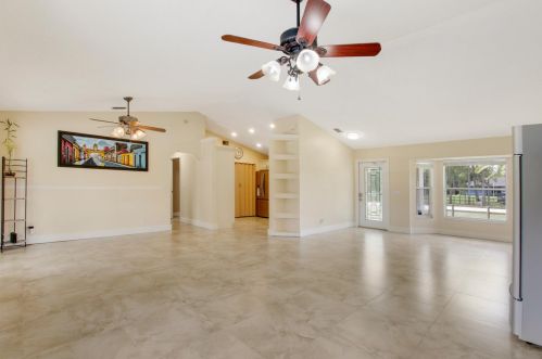18389 Orange Grove Blvd, Town Of Loxahatchee Groves FL  33470-2399 exterior