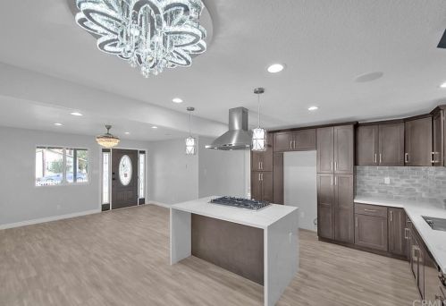 7106 Orch St, Riverside CA 92504-3958 exterior