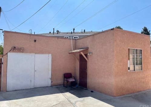 9000 Burke Ave, South Gate CA  90280-3411 exterior