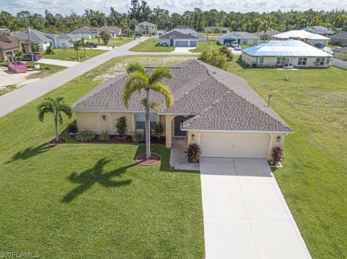 127 13th Pl, Cape Coral, FL 33909-2669