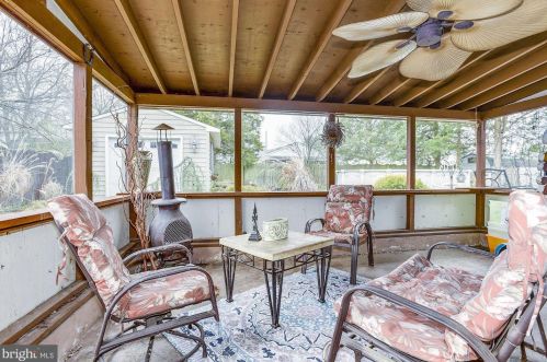 17 Rondon Ave, Berlin Boro NJ  08009-1522 exterior