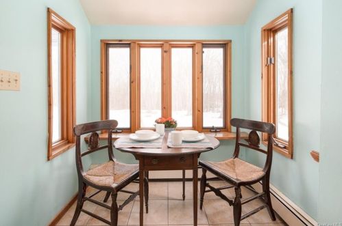 5 High Ridge Rd, Scotts Corners NY  10576-1606 exterior