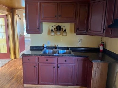 1228 32, Milwaukee WI 53208-2943 exterior