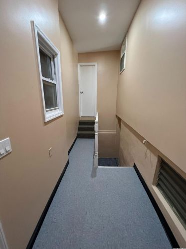 288 Randall Ave, Floral Park NY  11003-3104 exterior