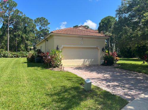 5804 Spring Lake Ter, Fort Pierce FL  34951-3113 exterior