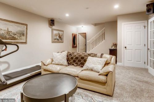 4718 Mcdonald Drive Pl, Stillwater MN 55082-2152 exterior