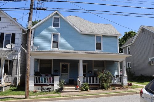 216 Vincent St, Ligonier, PA 15658-1140
