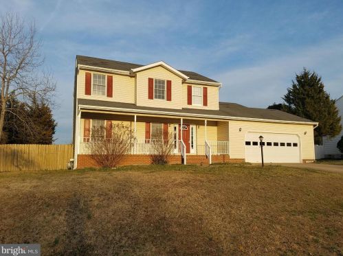 11411 Chancellor Park Dr, Fredericksburg VA  22407-8419 exterior