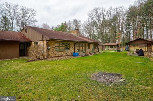 23334 Great Cove Rd, Mc Connellsburg PA  17233-8331 exterior