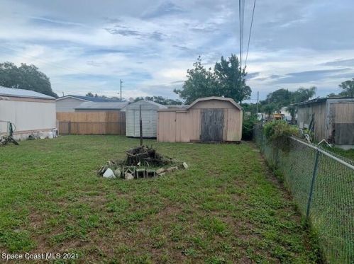 3315 Brockett Rd, Mims FL  32754-5678 exterior