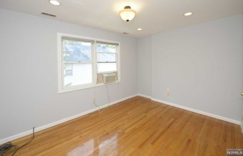 23 Hudson Ave, Ridgefield Park NJ  07660-1732 exterior