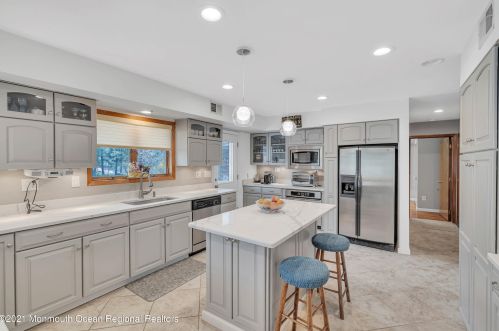 1808 Murray Dr, Belmar NJ  07719-9512 exterior