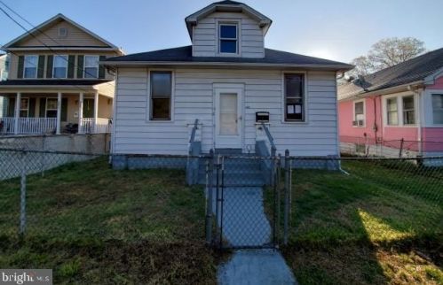 2432 45th St, Camden, NJ 08110-2008