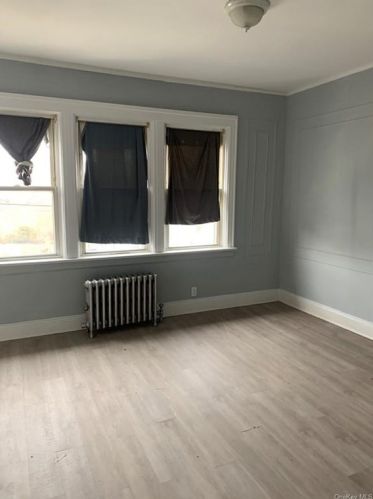 4030 Paulding Ave, Bronx, NY 10466-4722