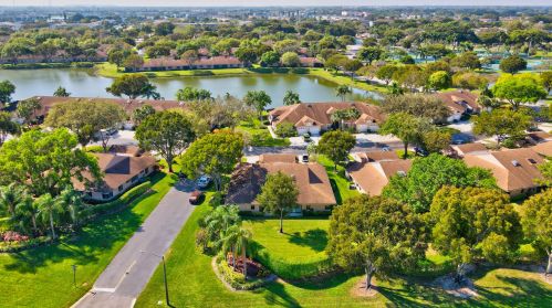 8425 Springlake Dr, Boca Raton FL  33496-4904 exterior