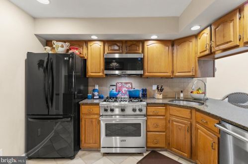 217 White Horse Pike, Camden NJ  08106-1307 exterior