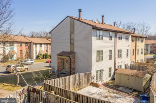 963 Branch Dr, Herndon, VA 20170-3415