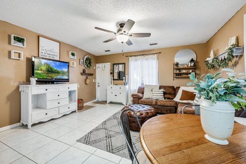 511 55th St, West Palm Beach, FL 33407-2607