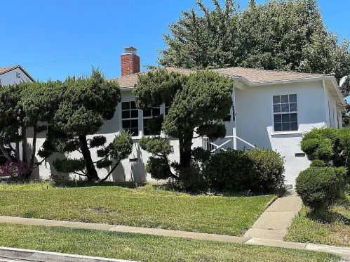 4531 Pasadena Ave, Long Beach, CA 90807-1441