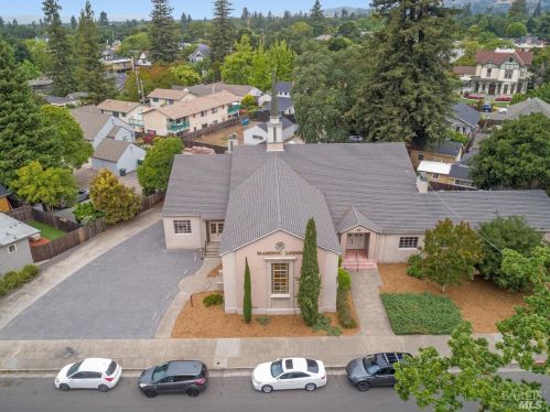 855 7 St, Santa Rosa CA  95401-6106 exterior