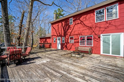 1068 Toms River Rd, Jackson Twp NJ  08527-5240 exterior