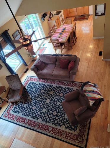 563 Cedar Mountain Rd, Litchfield CT  06787-2060 exterior