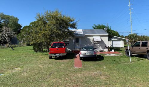 202 Indian Hills Dr, Fort Pierce, FL 34982-3425