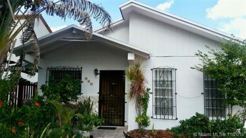 835 39th Pl, Hialeah, FL 33013-2866