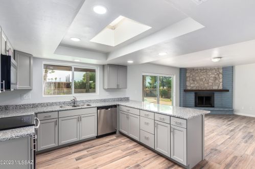 9326 30th St, Tucson AZ  85710-8006 exterior
