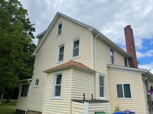 97 Adams Rd, Bloomfield, CT 06002-1130
