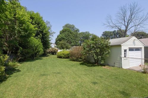 18 Wayland Rd, Milford CT  06460-4534 exterior