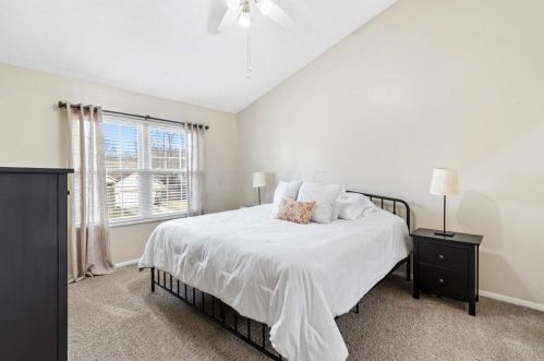 221 Bent Tree Ln, Pataskala OH  43062-8111 exterior