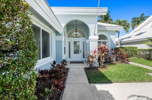 2361 Oak Tree Ln, West Palm Beach, FL 33409-7223